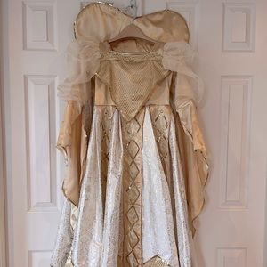 Gorgeous gold & RARE Queen Elizabeth / Elizabethan Wish-craft costume, size 10